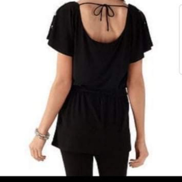 Tunic Flutter Sleeve Blouse - Picture 4 of 7